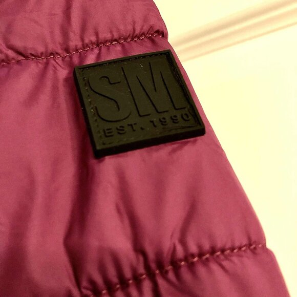 NWT STEVE MADDEN Packable Hooded Puffer Jacket Berry S MSRP $180 - Picture 6 of 9